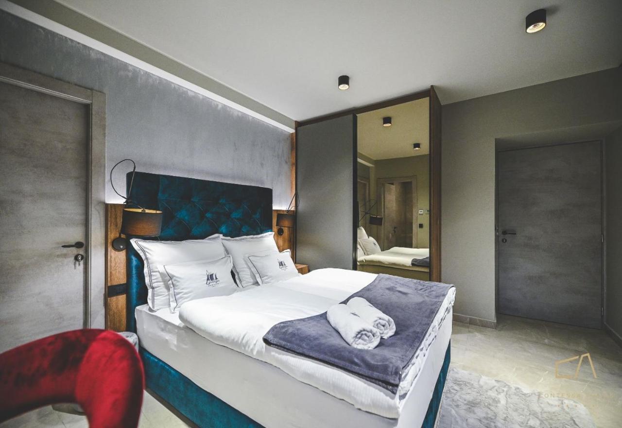 Galija Luxury Suites Krk Town Exterior photo
